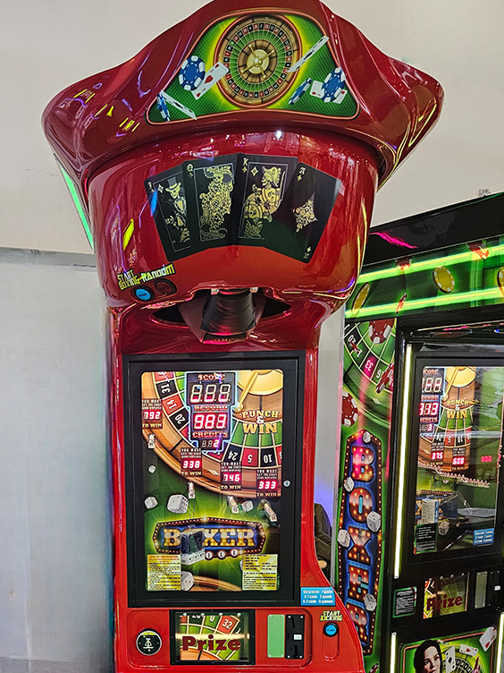 Free standing boxing machine